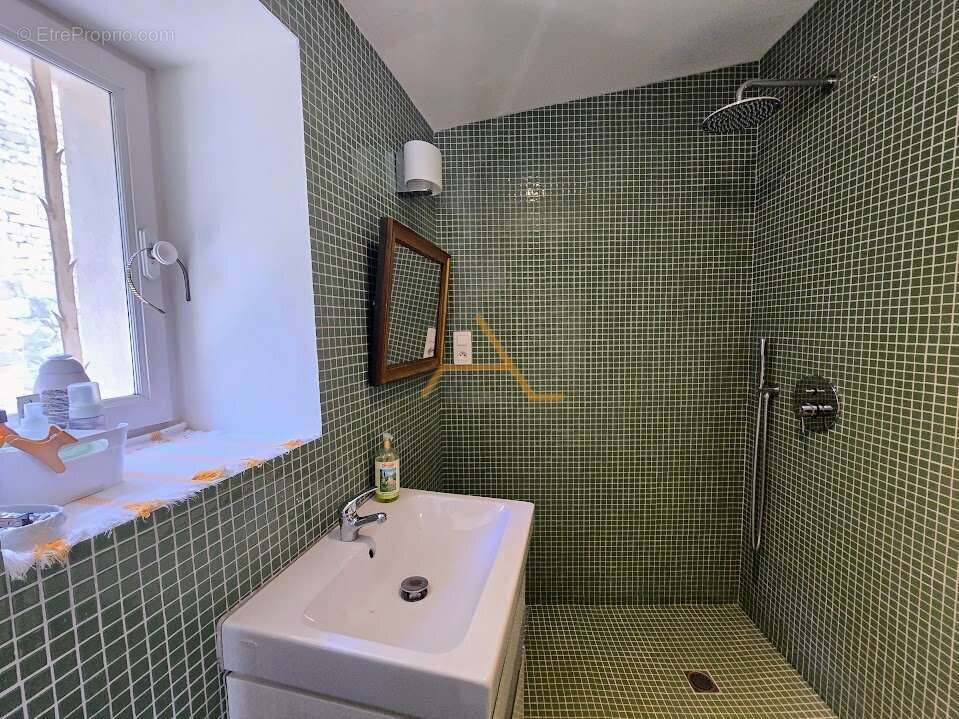 Maison à ROCHEBAUDIN