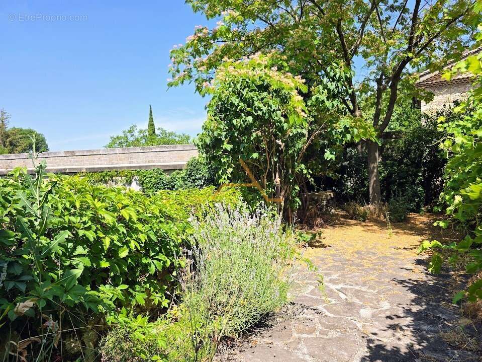 Maison à ROCHEBAUDIN