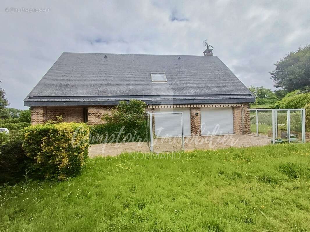 Maison à SAINT-AUBIN-SUR-MER