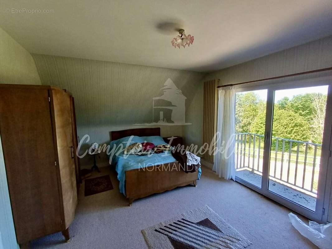 Maison à SAINT-AUBIN-SUR-MER