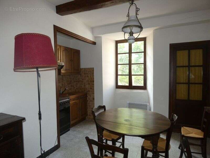 Maison à ASPRES-SUR-BUECH