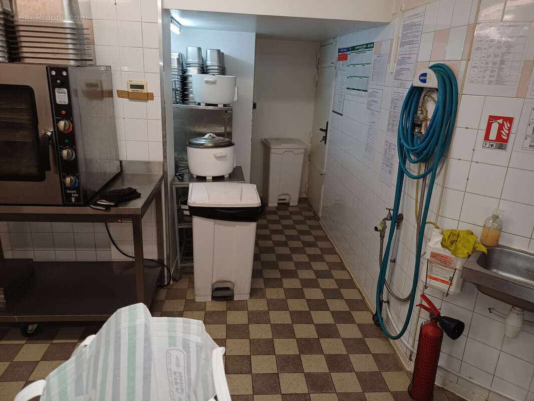 Autre à LEVALLOIS-PERRET