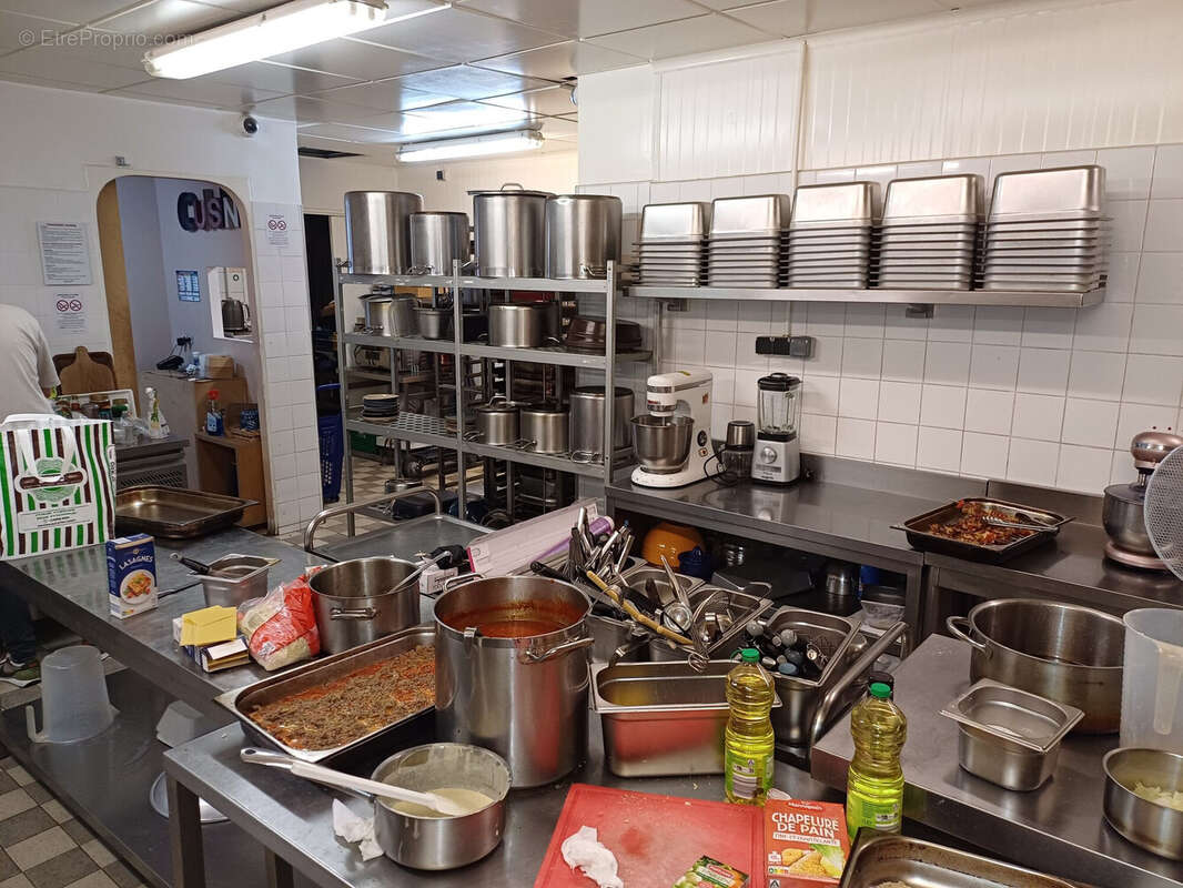 Autre à LEVALLOIS-PERRET