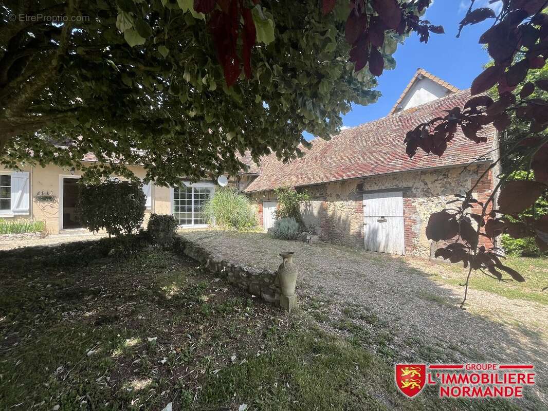 Maison à LA COUTURE-BOUSSEY