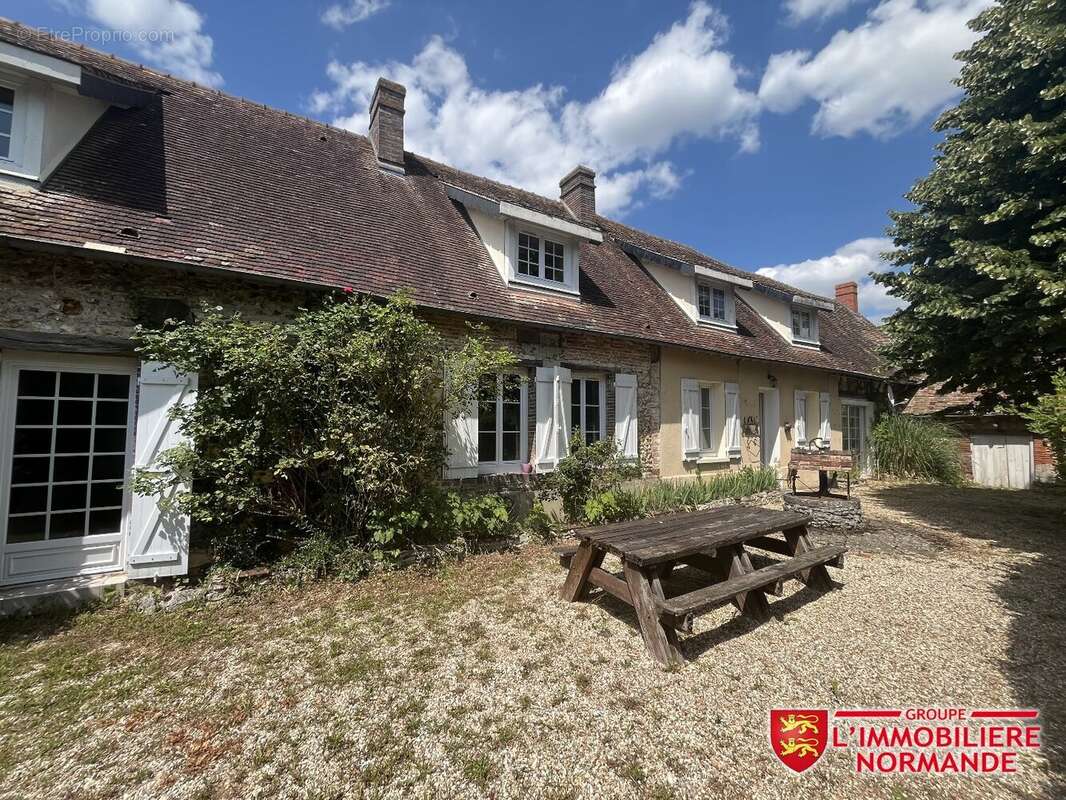 Maison à LA COUTURE-BOUSSEY