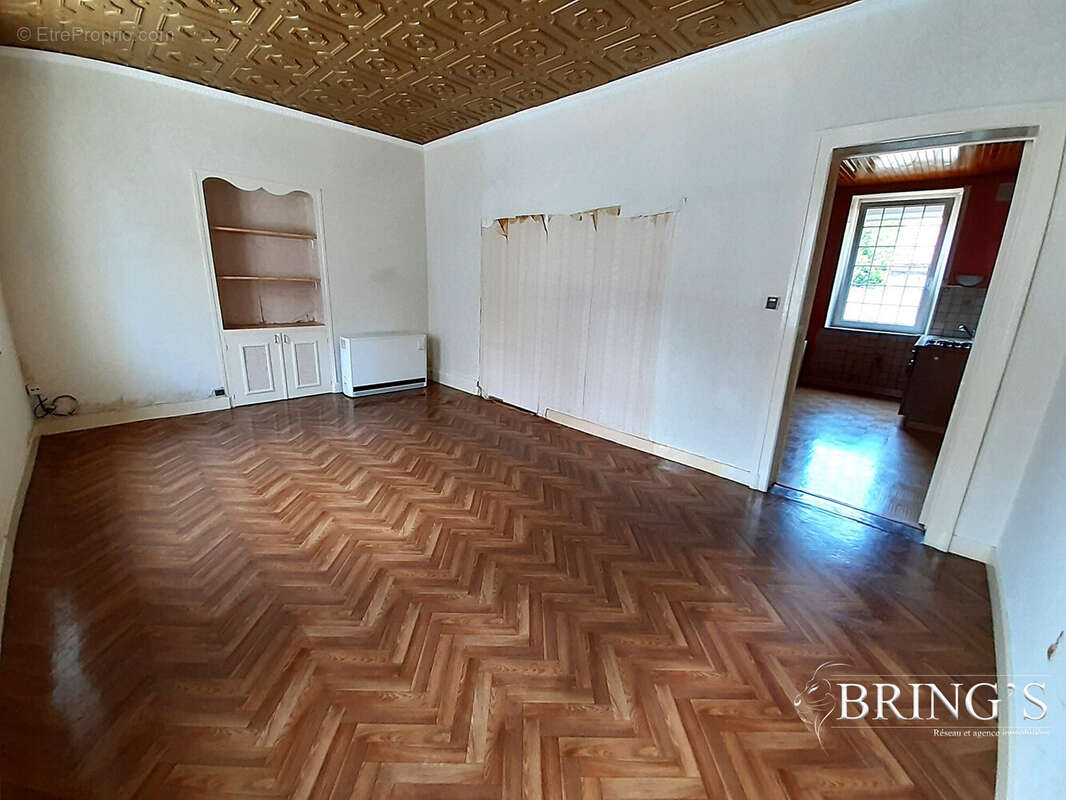 Maison à TUCQUEGNIEUX