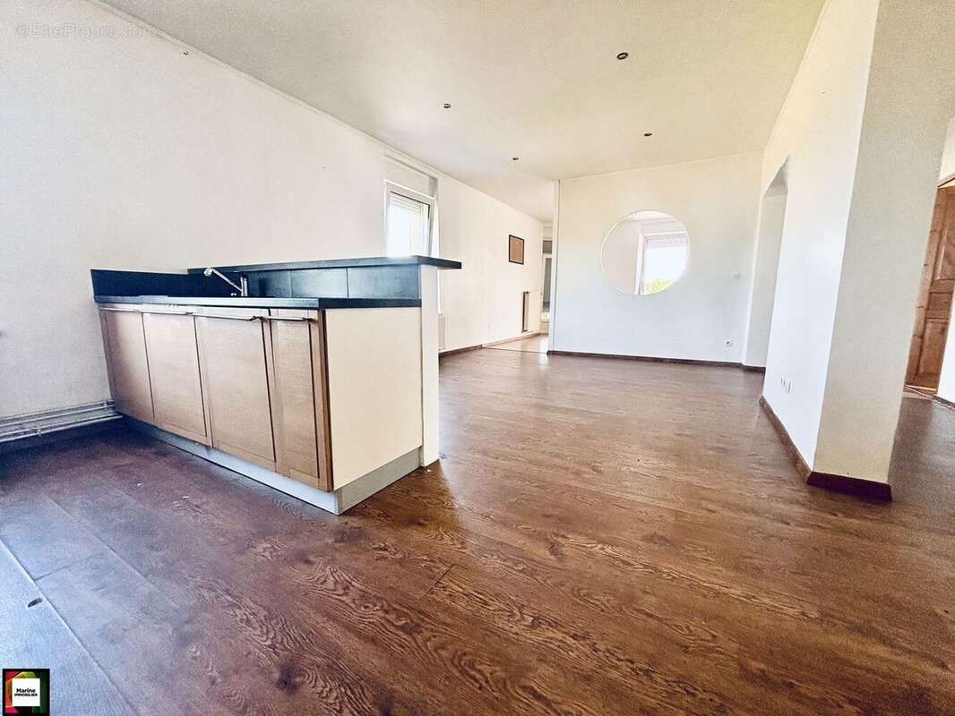 Appartement à CUTRY