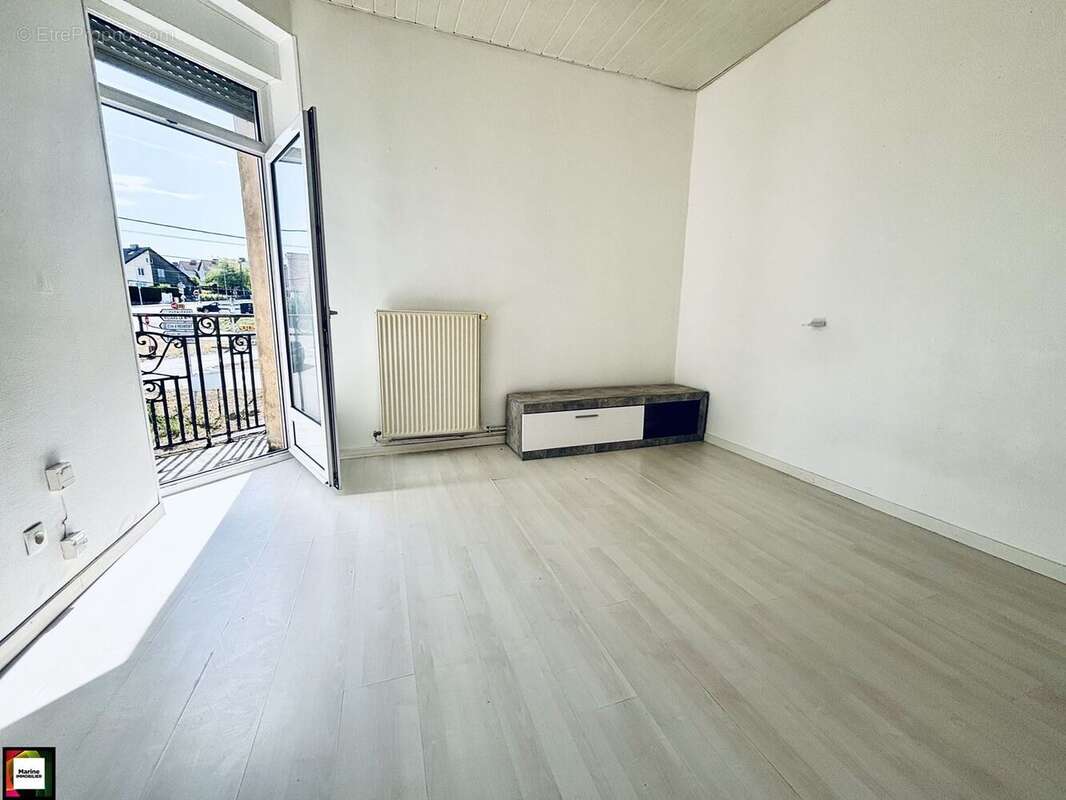 Appartement à CUTRY