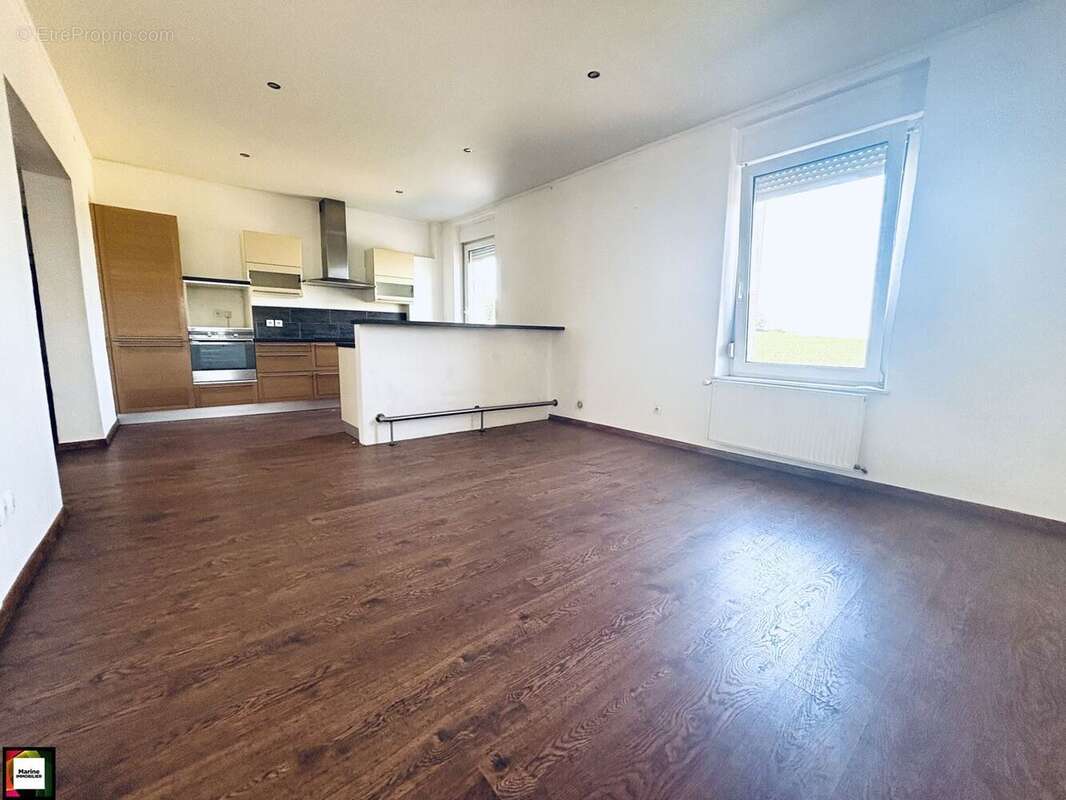 Appartement à CUTRY