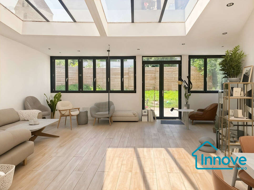 Maison à NOISY-LE-ROI