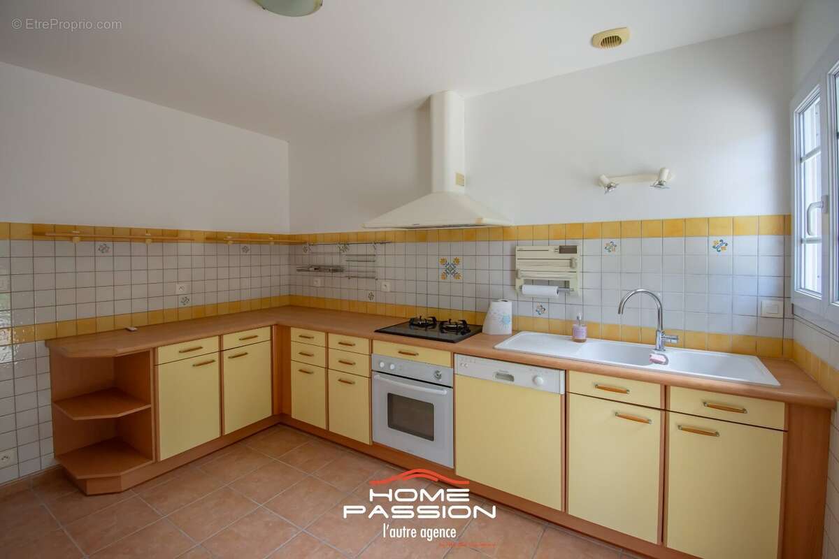 Maison à LES MATHES