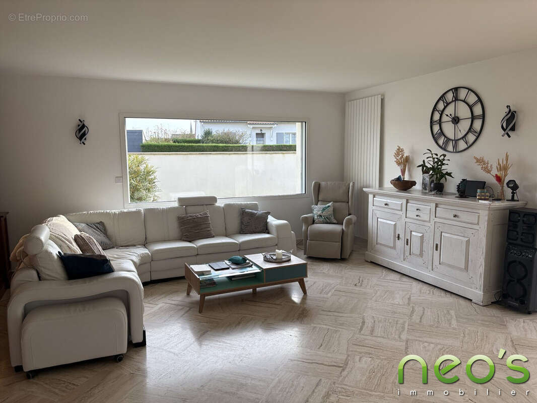 Maison à LE MAY-SUR-EVRE