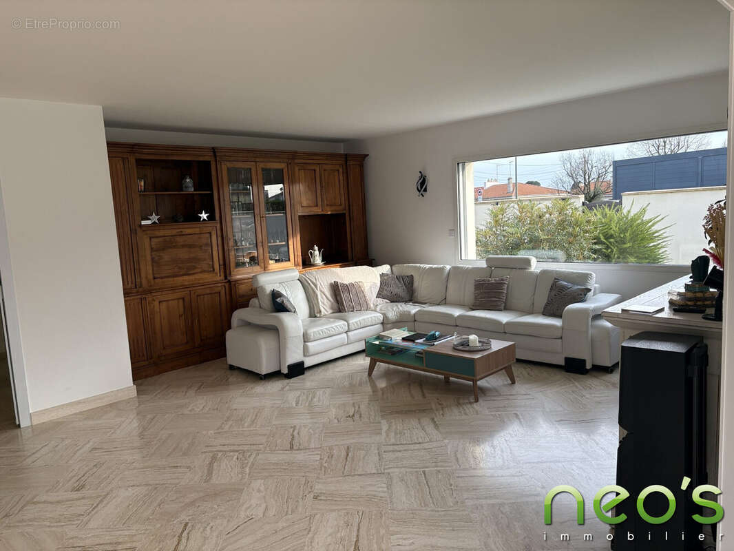 Maison à LE MAY-SUR-EVRE