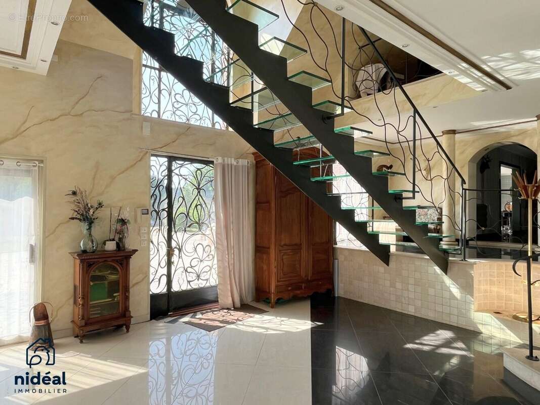 Maison à ENGLEFONTAINE