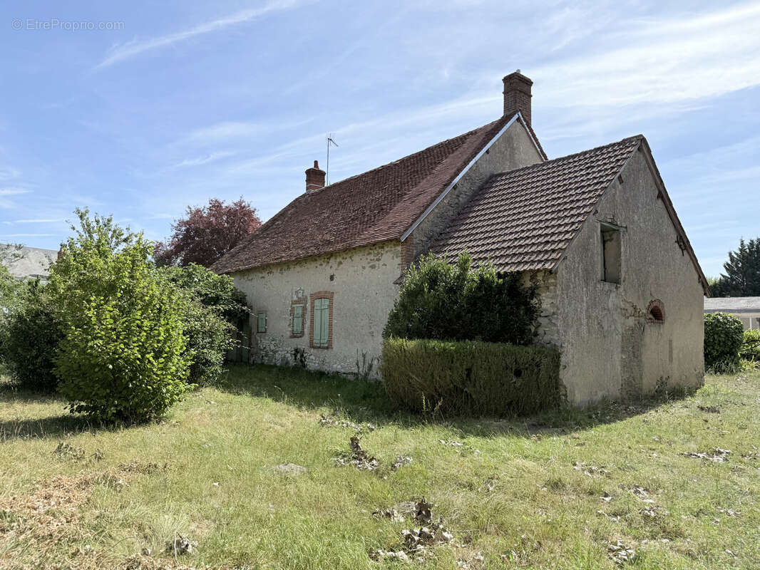Maison à MERY-SUR-CHER