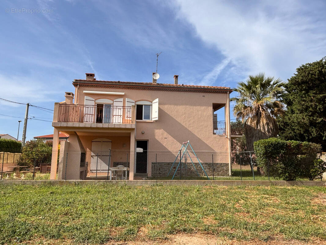 Maison à VILLELONGUE-DE-LA-SALANQUE