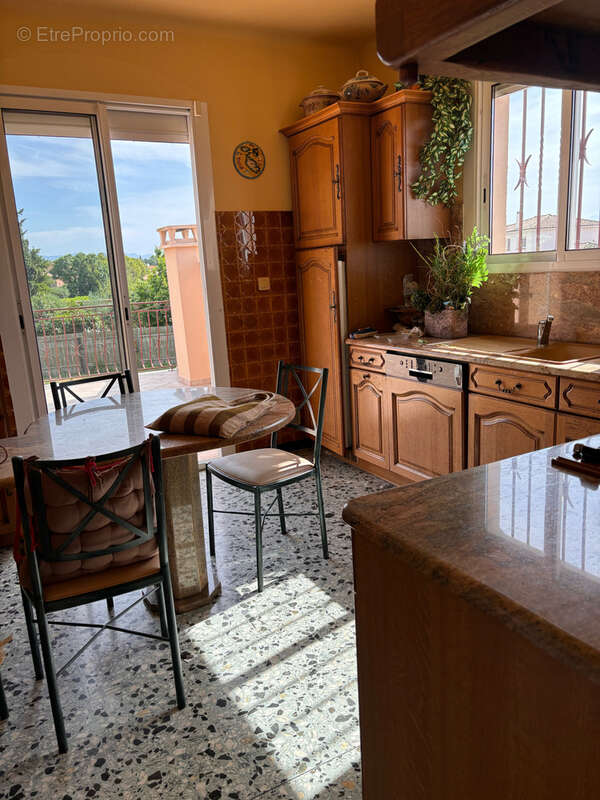 Maison à VILLELONGUE-DE-LA-SALANQUE