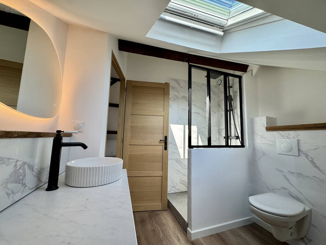 Appartement à AIX-LES-BAINS