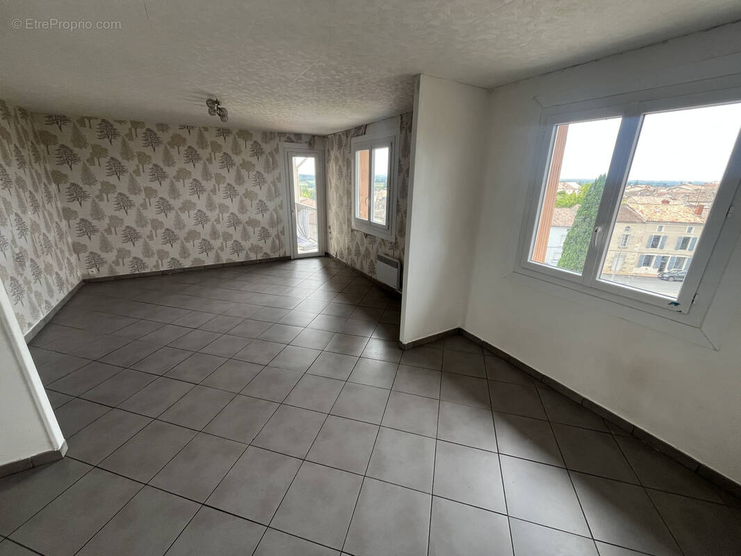 Appartement à TONNEINS