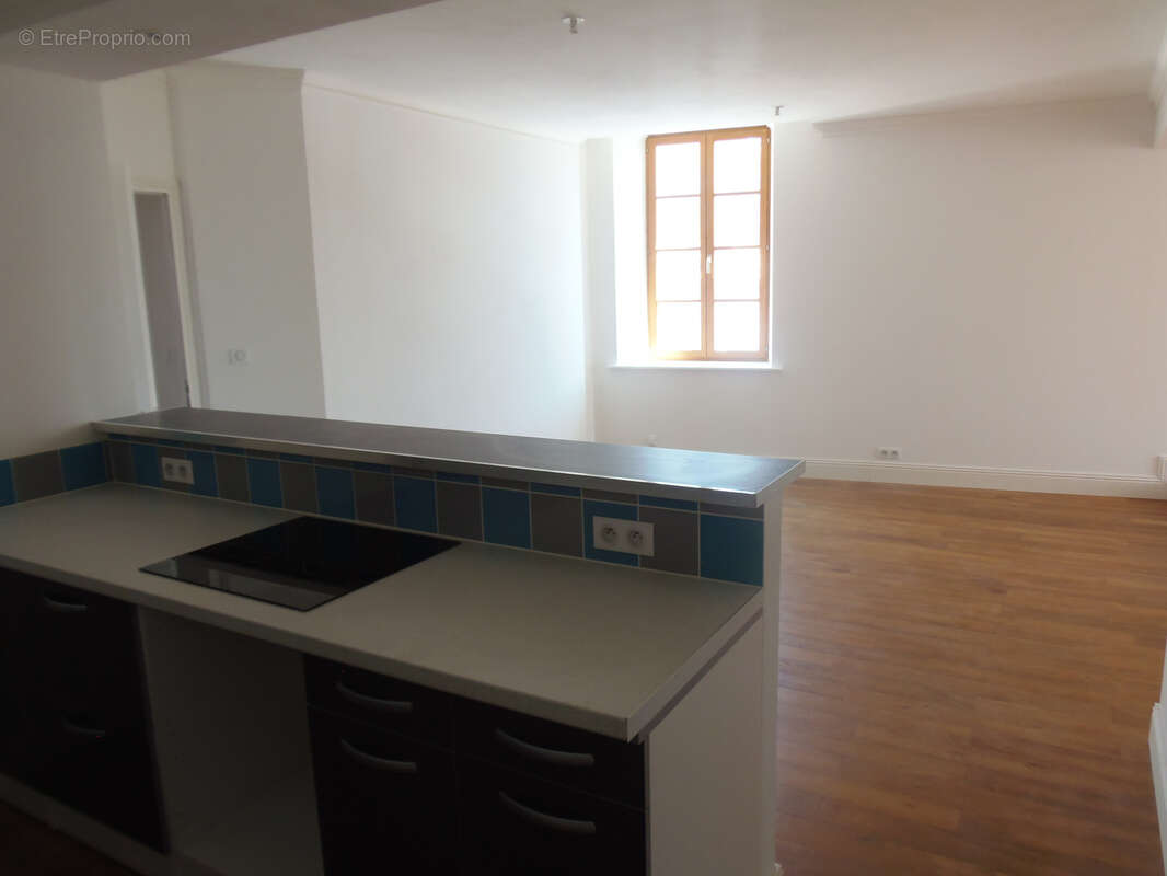 Appartement à MORTAGNE-SUR-GIRONDE