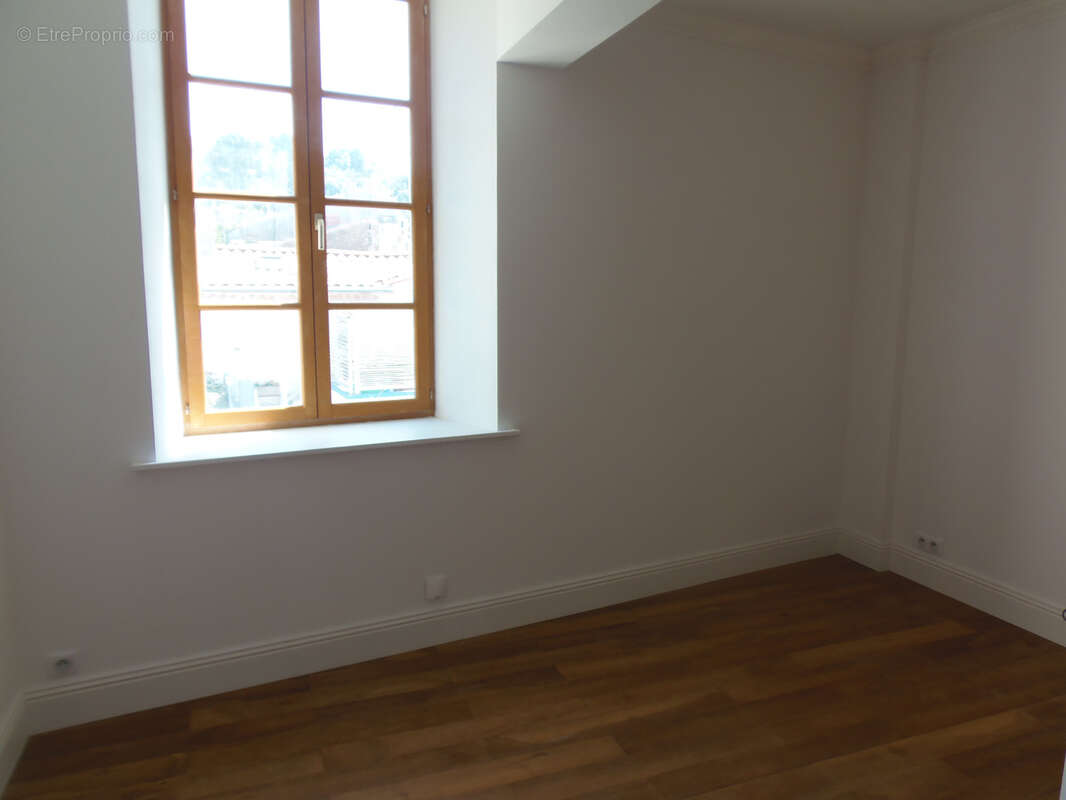 Appartement à MORTAGNE-SUR-GIRONDE