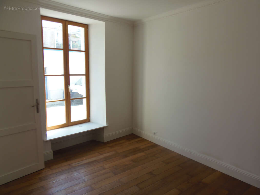 Appartement à MORTAGNE-SUR-GIRONDE