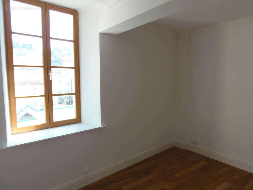 Appartement à MORTAGNE-SUR-GIRONDE