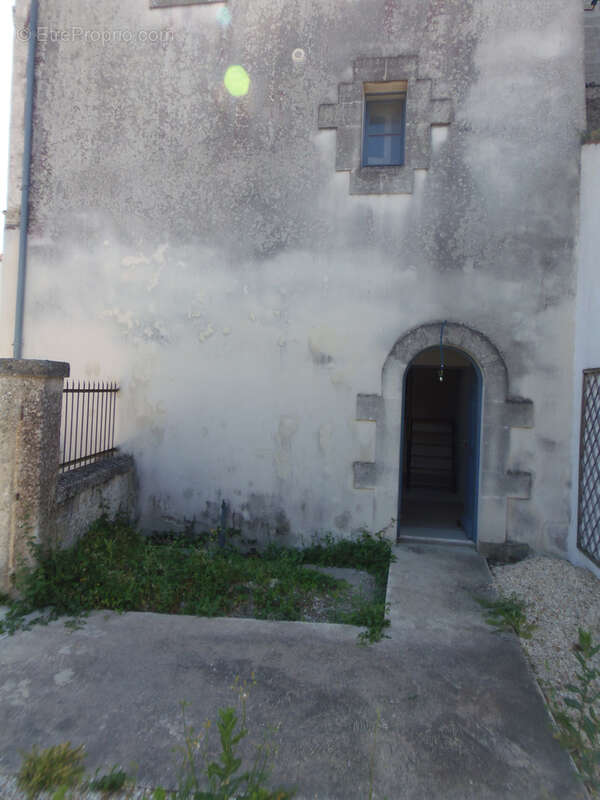 Appartement à MORTAGNE-SUR-GIRONDE