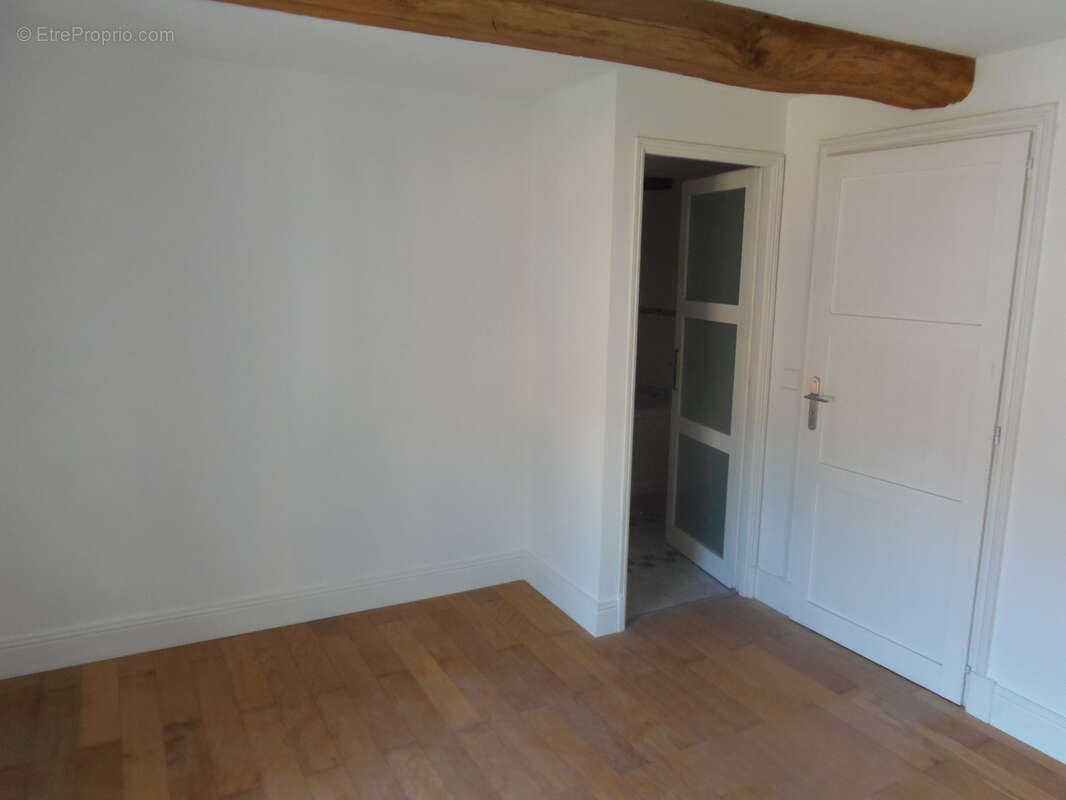 Appartement à MORTAGNE-SUR-GIRONDE