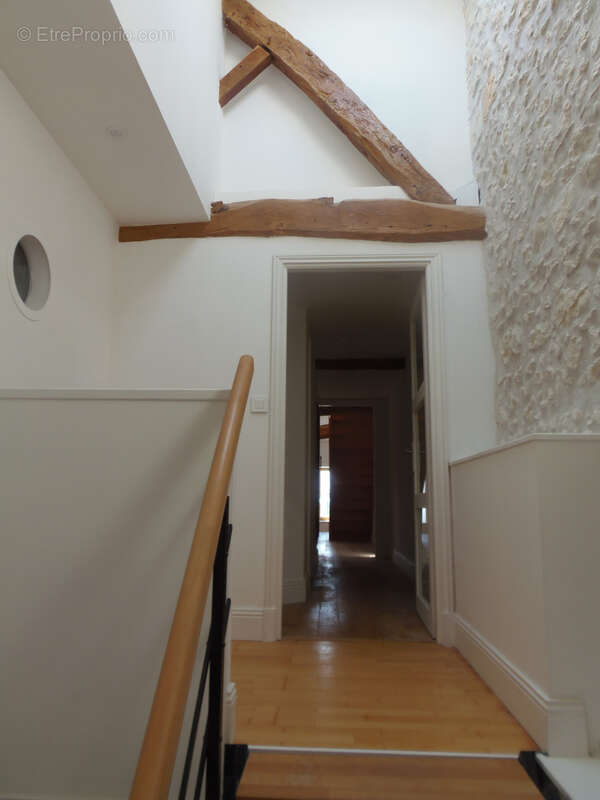 Appartement à MORTAGNE-SUR-GIRONDE