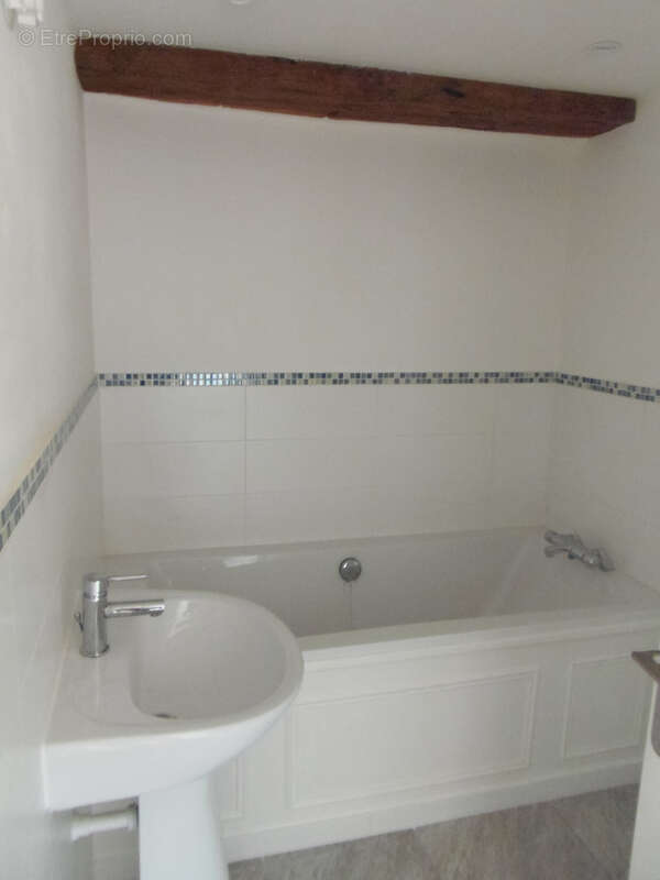 Appartement à MORTAGNE-SUR-GIRONDE