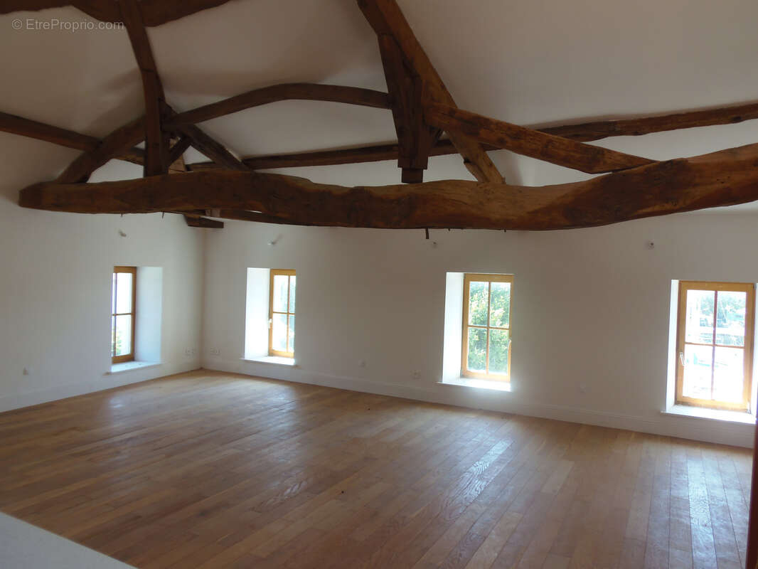 Appartement à MORTAGNE-SUR-GIRONDE