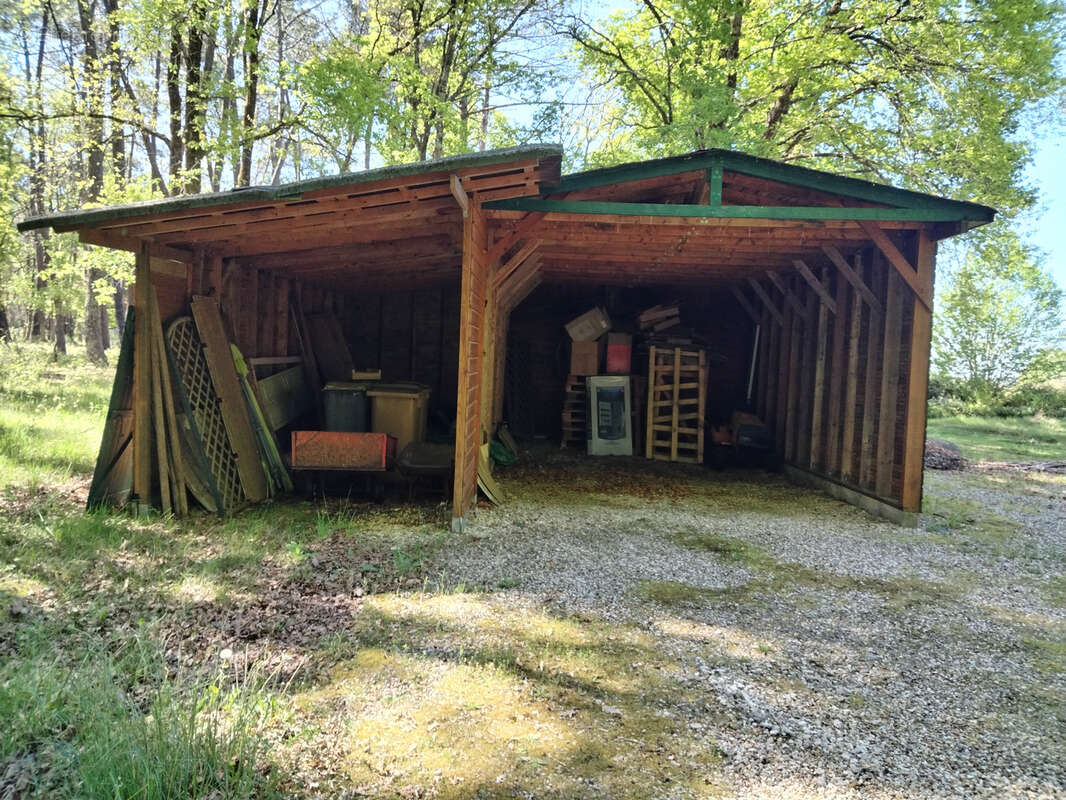 Maison à MONTPEYROUX