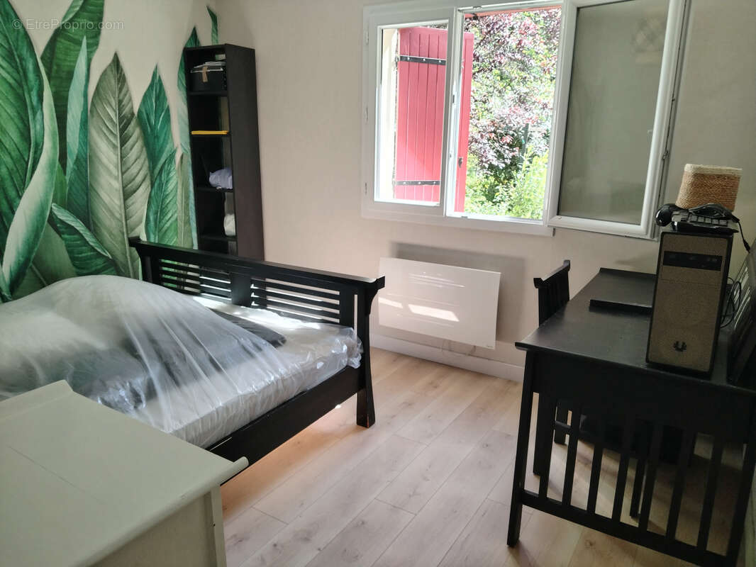 Maison à MONTPEYROUX