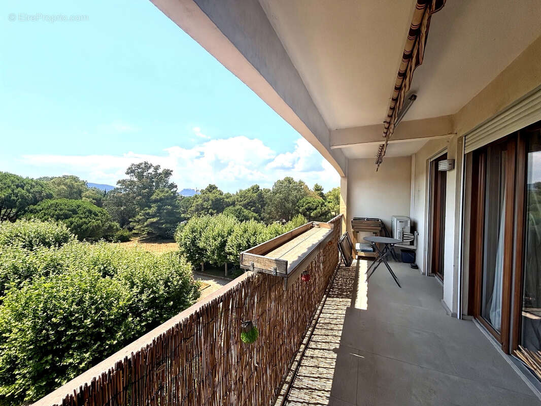 Appartement à FREJUS