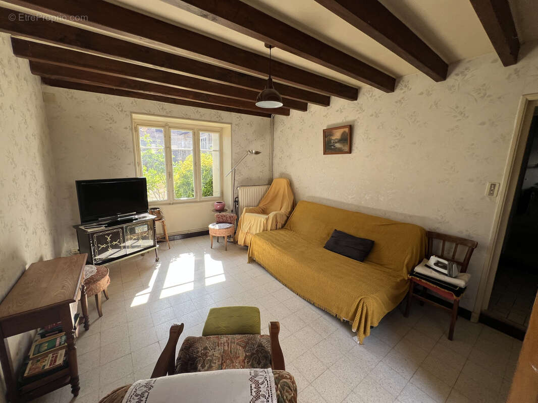 Maison à QUINCY-LE-VICOMTE