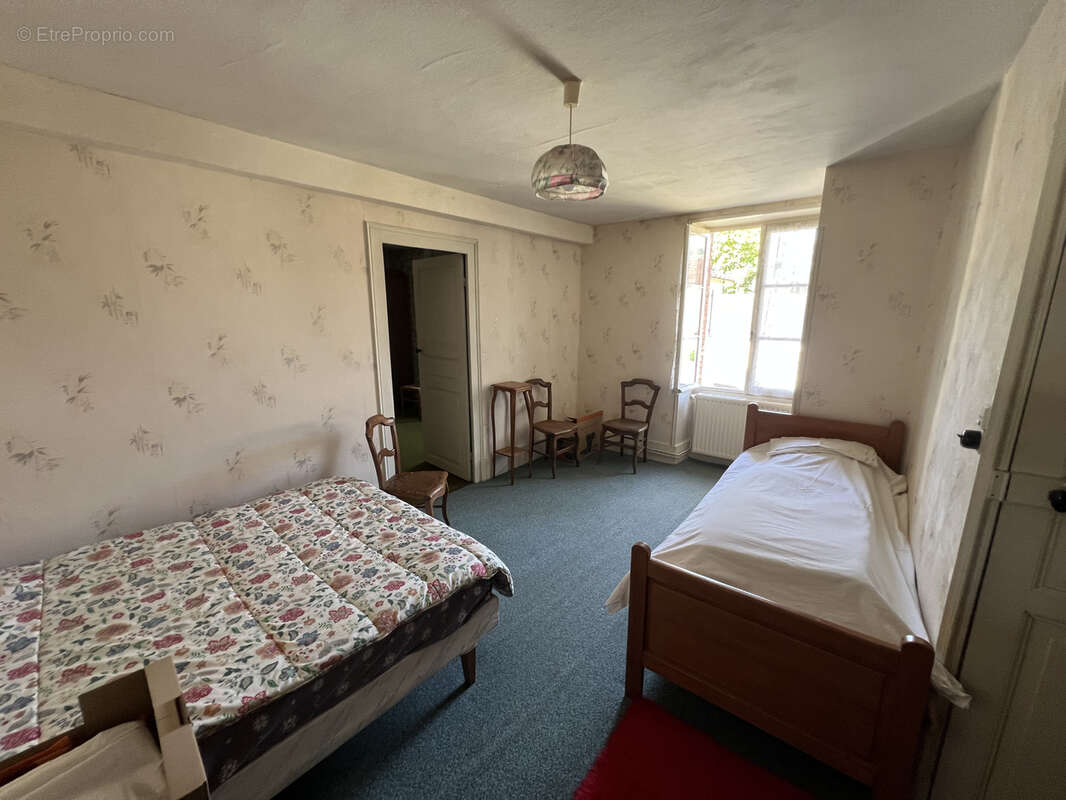 Maison à QUINCY-LE-VICOMTE