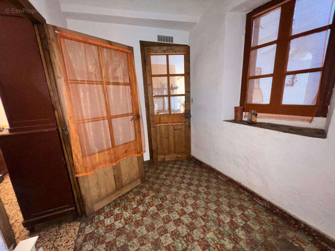 Maison à LABLACHERE