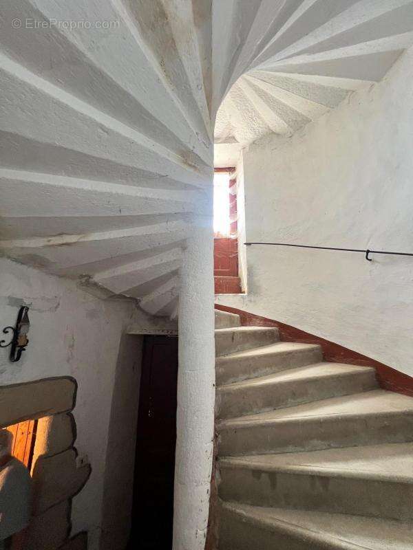 Maison à LABLACHERE