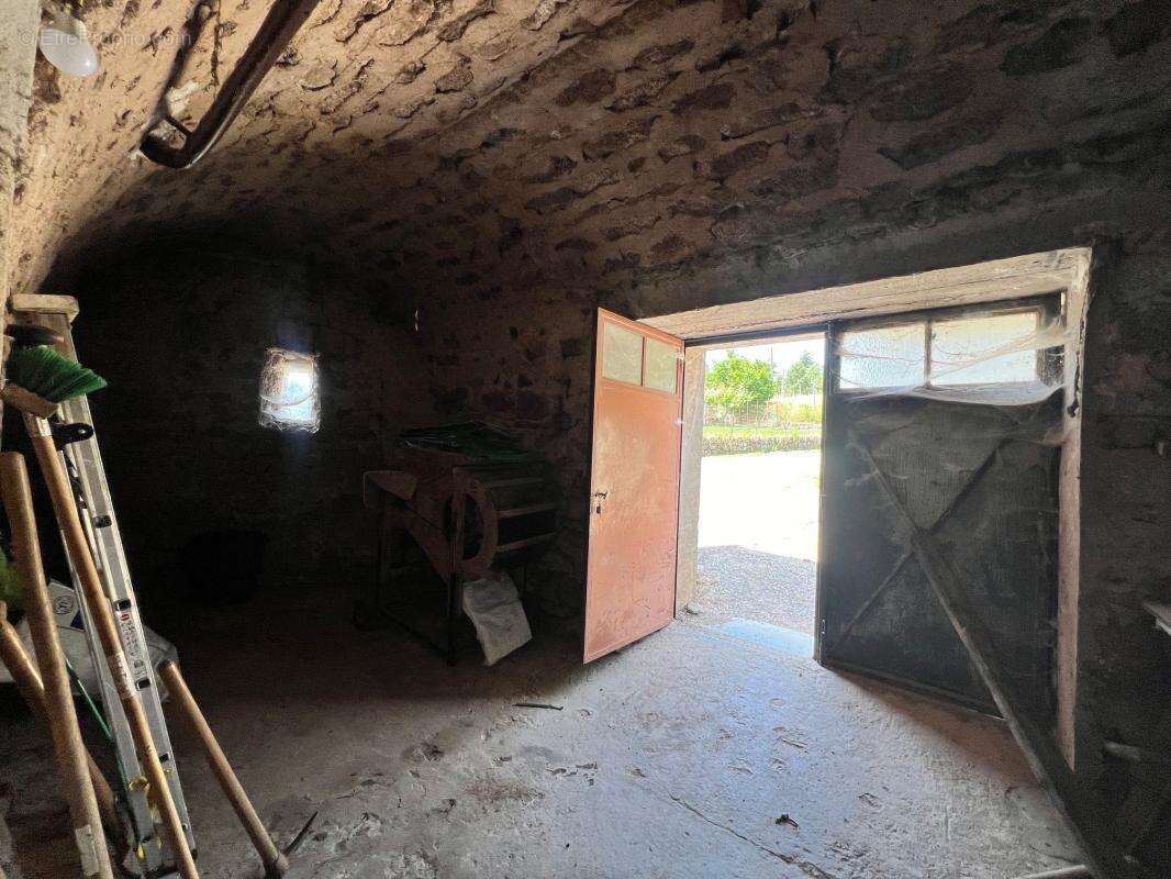 Maison à LABLACHERE