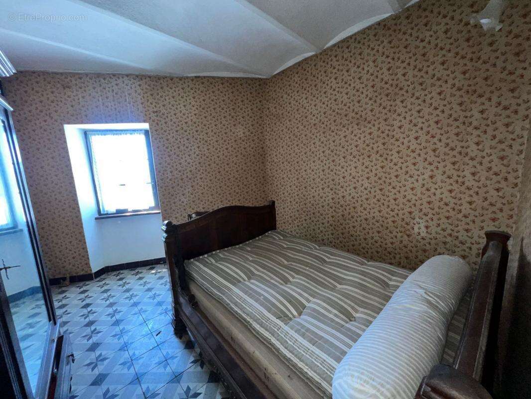 Maison à LABLACHERE