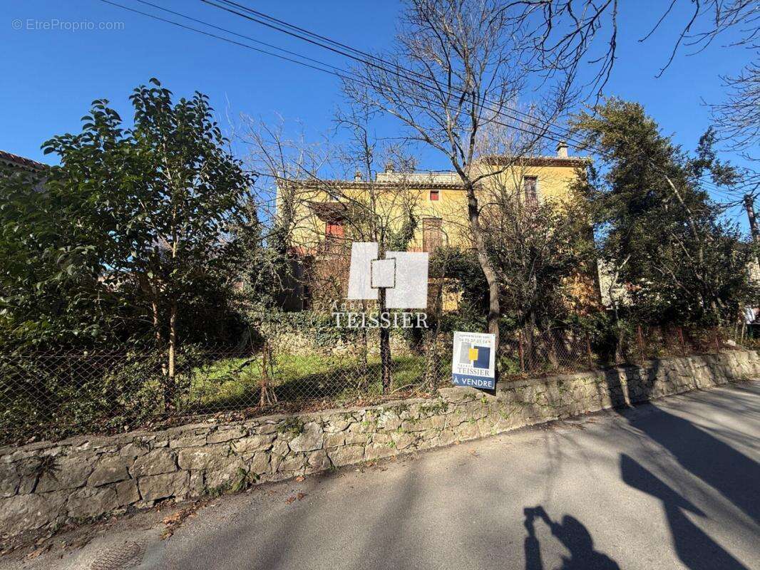 Maison à SAINT-PAUL-LE-JEUNE