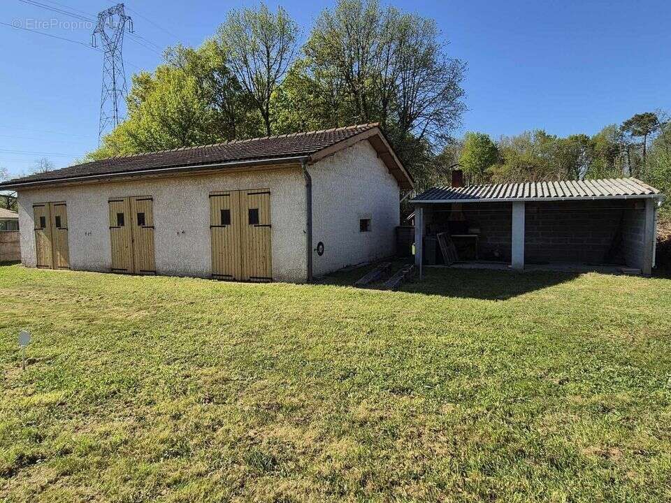 Maison à SAINT-SAUVEUR