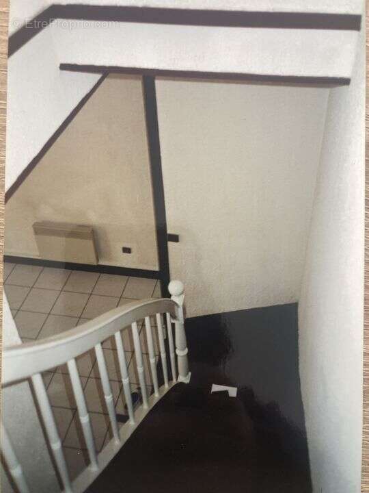 Maison à SAINT-JULIEN-BEYCHEVELLE