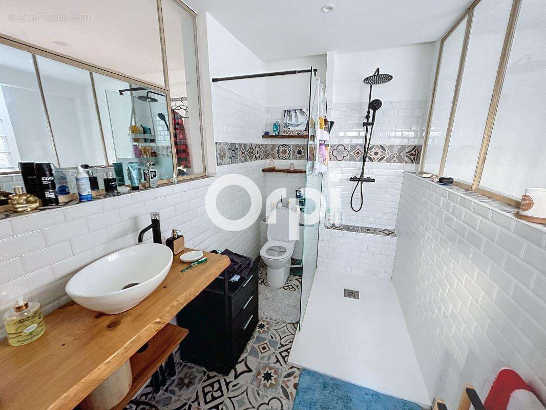 Appartement à BRIVE-LA-GAILLARDE