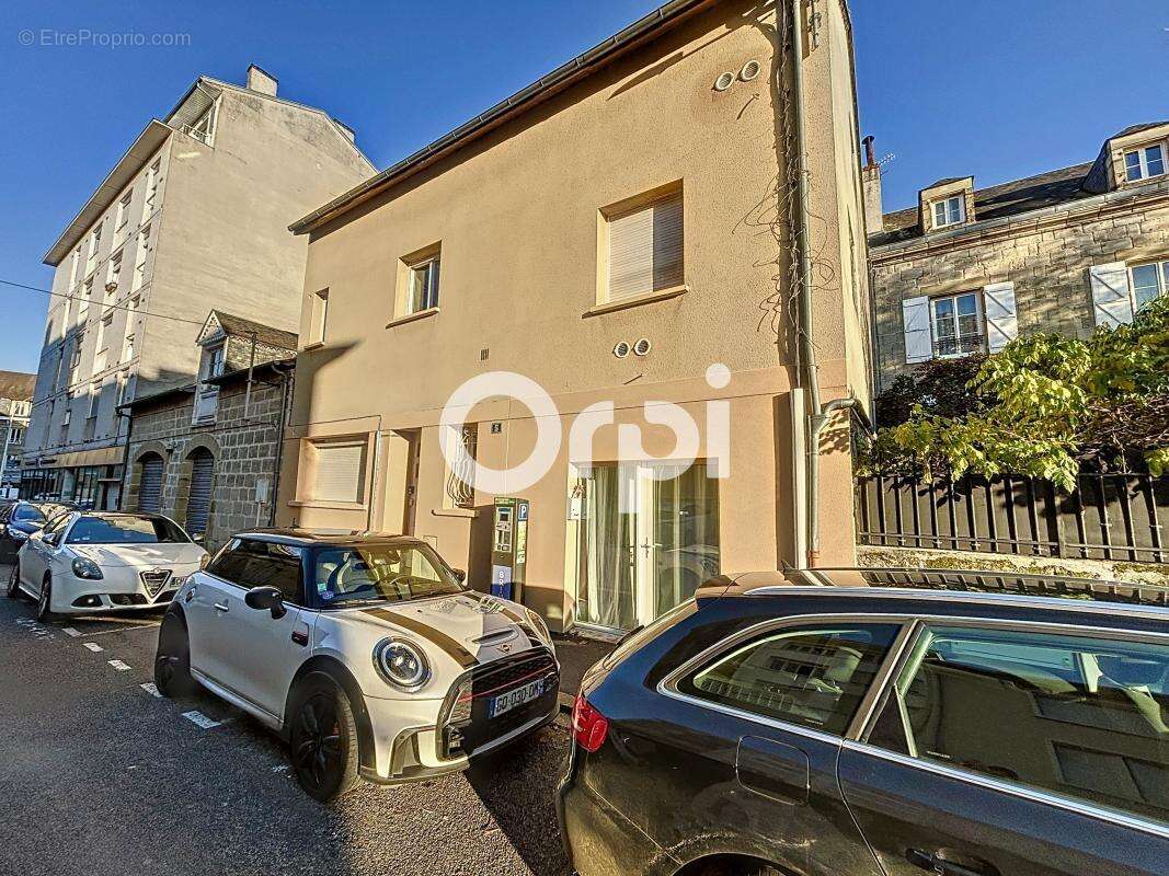 Appartement à BRIVE-LA-GAILLARDE