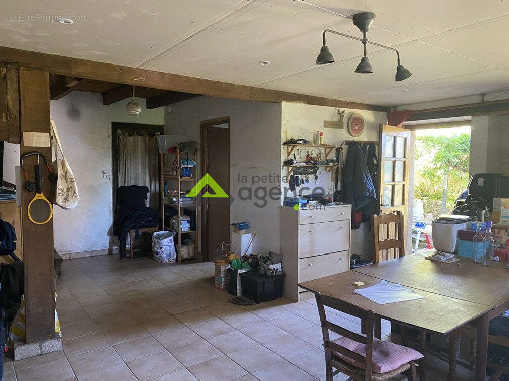 Maison à ROYERE-DE-VASSIVIERE