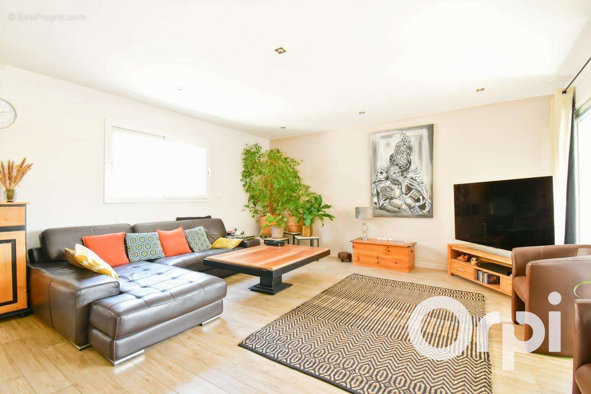 Maison à PORTES-LES-VALENCE