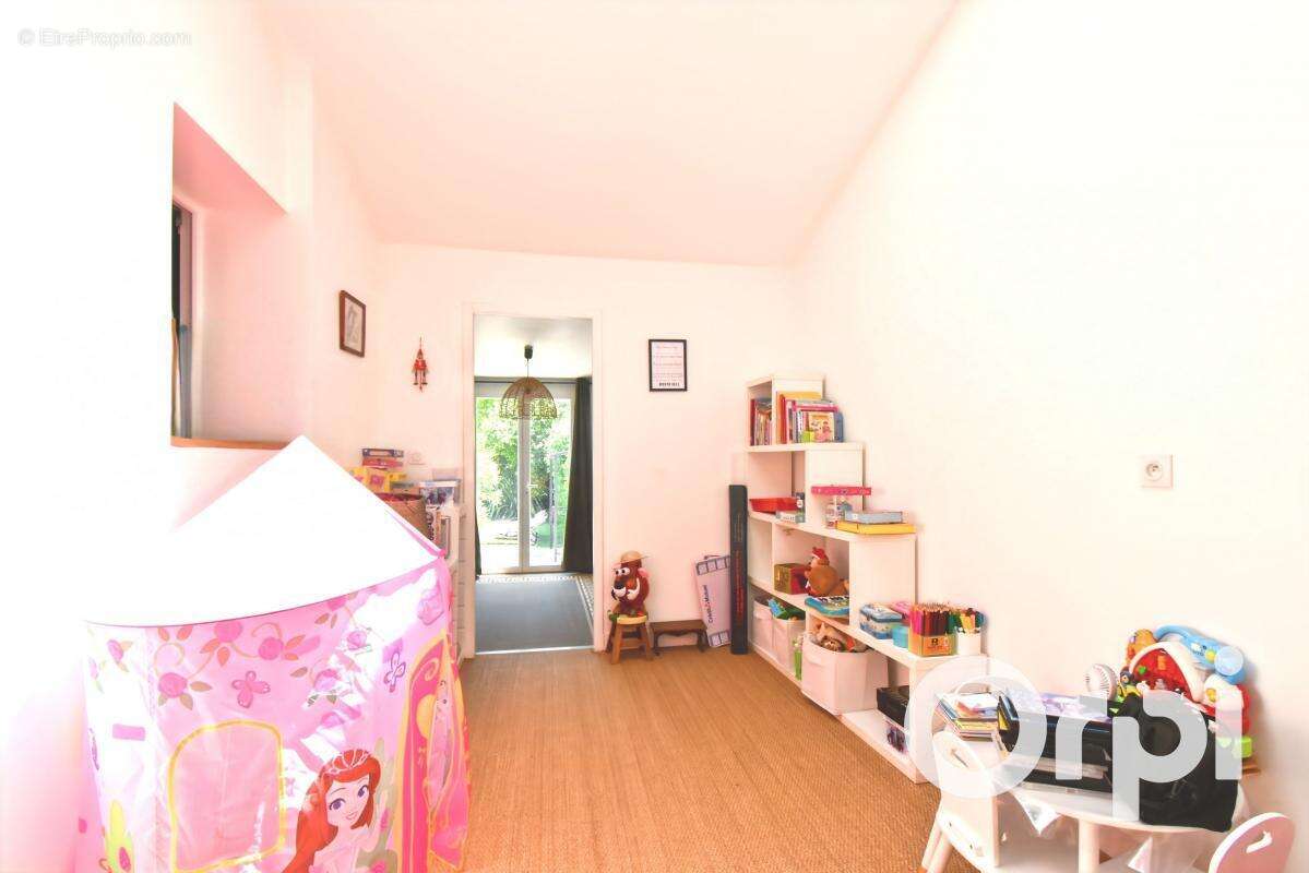 Maison à PORTES-LES-VALENCE