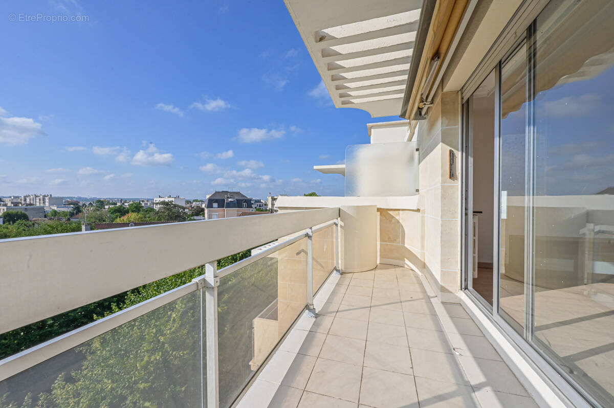 Appartement à SAINT-MAUR-DES-FOSSES